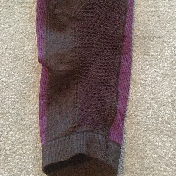 Fabletics Demi Lovato NWT leggings L - Picture 2 of 6